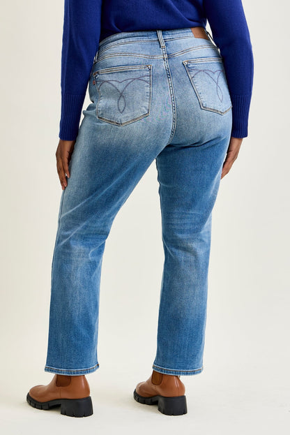 Delaney Vintage Wash ThermaDENIM Straight Fit Plus